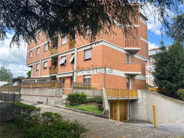 Appartamento in vendita di 110 m² in Via Alcide de Gasperi