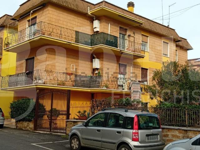 Appartamento in vendita di 110 m² in Via Alcide De Gasperi, 4