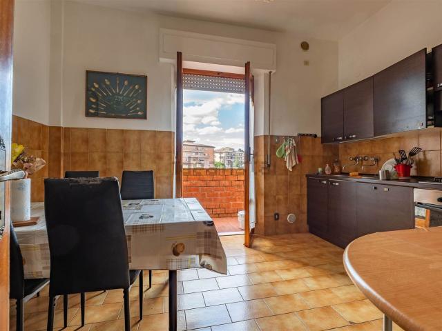 Appartamento in vendita di 110 m² in Via Aldobrandino da Siena