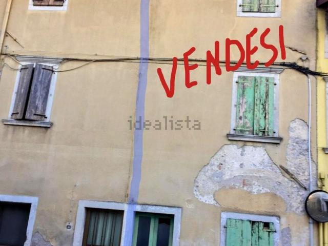 Appartamento in vendita di 110 m² in Via Aquileia