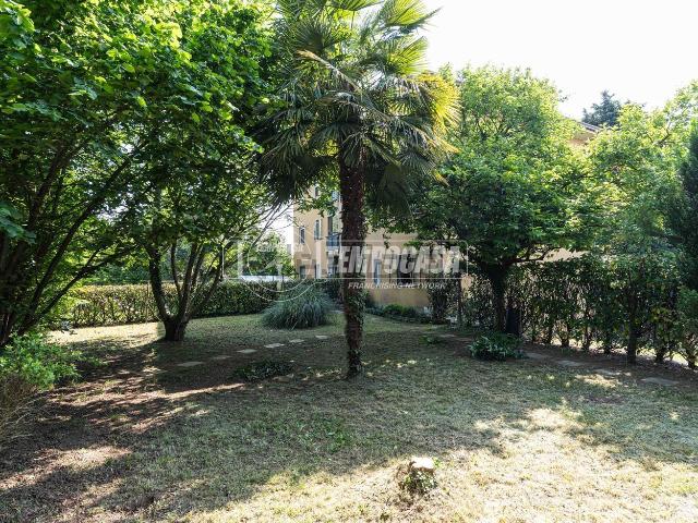Appartamento in vendita di 110 m² in Via Aristide Magni, 35