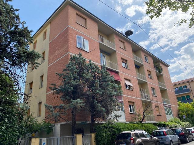 Appartamento in vendita di 110 m² in Via Augusto Gaudenzi