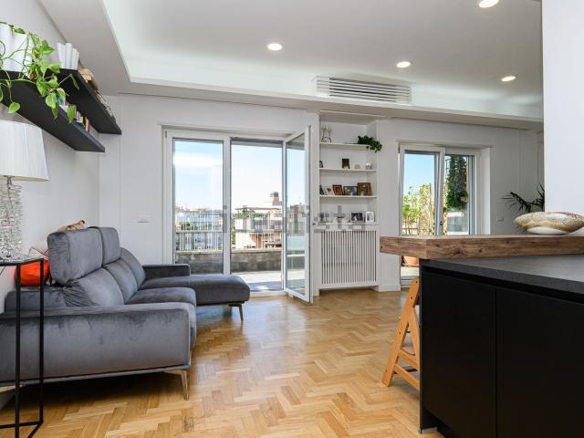 Appartamento in vendita di 110 m² in Via Aurelia, 383
