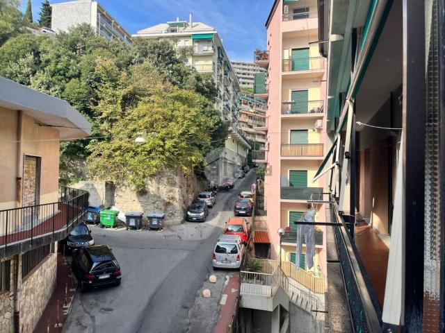 Appartamento in vendita di 110 m² in Via Aurelio Robino