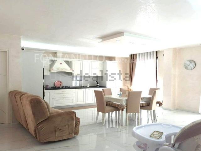 Appartamento in vendita di 110 m² in Via Bologna, 209
