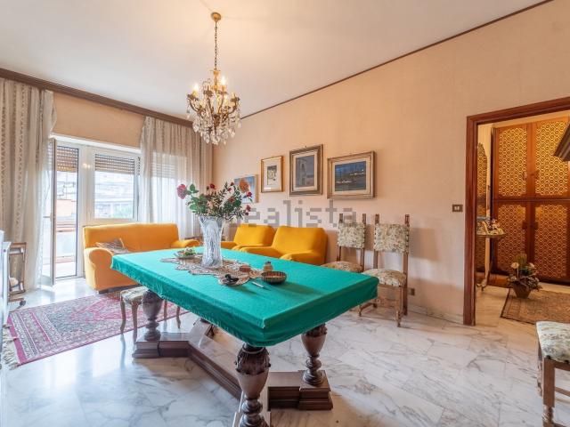 Appartamento in vendita di 110 m² in Via Baldo degli Ubaldi, 90