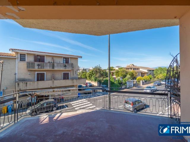 Appartamento in vendita di 110 m² in Via Barcellona, 132