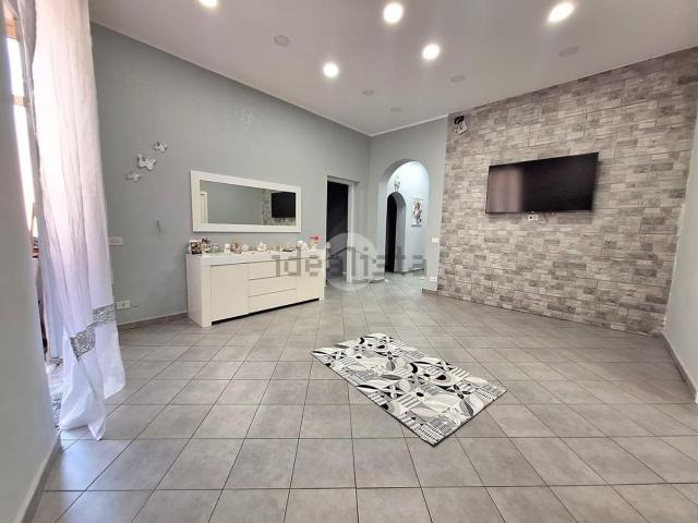 Appartamento in vendita di 110 m² in Via Belmonte Chiavelli, 2