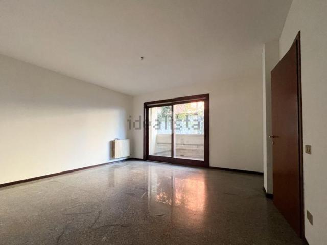 Appartamento in vendita di 110 m² in Via Benjamino Cavalli, 32
