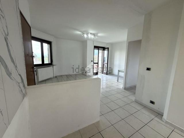 Appartamento in vendita di 110 m² in Via Bertacchi, 4