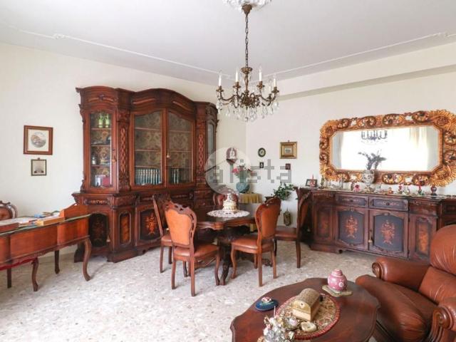 Appartamento in vendita di 110 m² in Via Biagio Pallai, 13