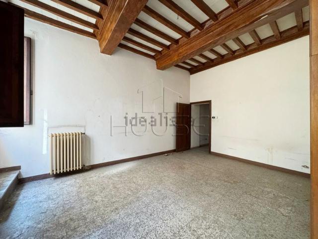 Appartamento in vendita di 110 m² in Via Buonumore