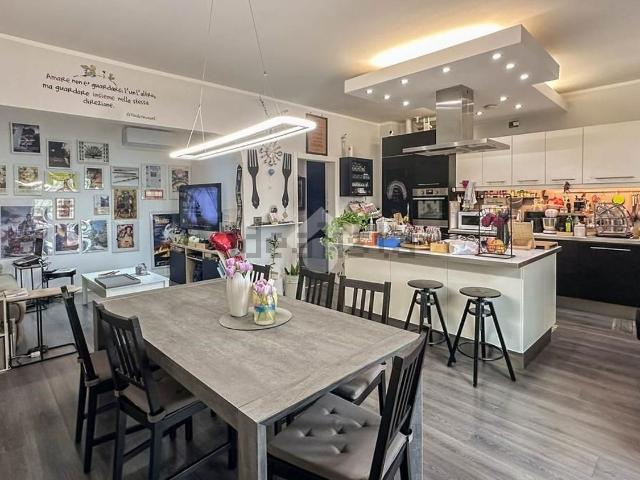 Appartamento in vendita di 110 m² in Via G. e San Caboto, 48