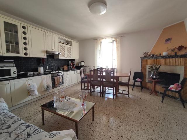 Appartamento in vendita di 110 m² in Via Gabelletta