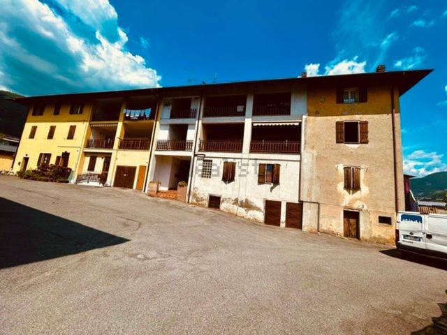 Appartamento in vendita di 110 m² in Via Gabriele Camozzi
