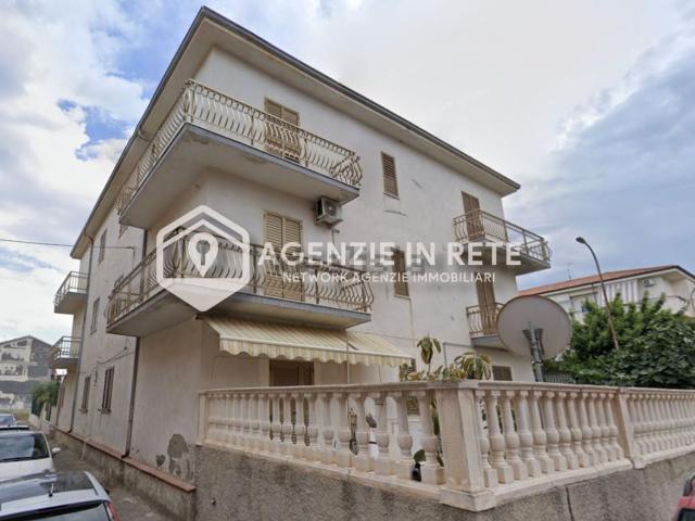 Appartamento in vendita di 110 m² in Via Gabriele D&apos Annunzio, 2