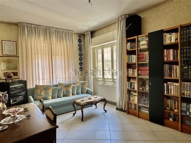 Appartamento in vendita di 110 m² in Via Gabriello Carnazza