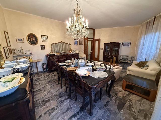 Appartamento in vendita di 110 m² in Via Galileo Galilei, 4