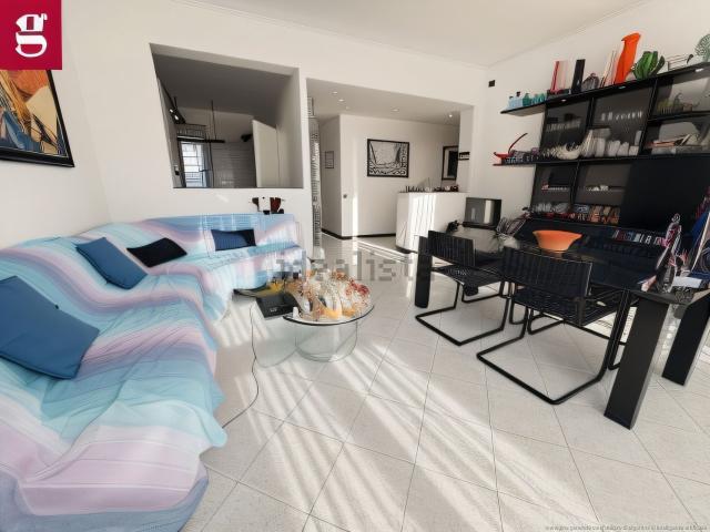 Appartamento in vendita di 110 m² in Via Gallarata, 100