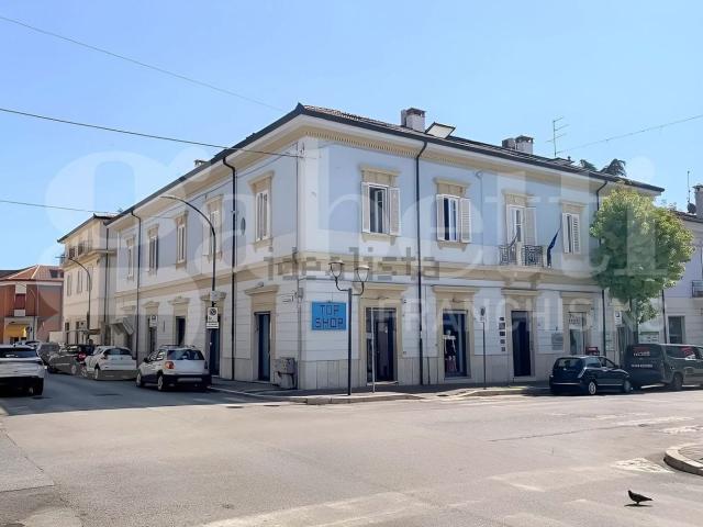 Appartamento in vendita di 110 m² in Via Garibaldi, 89