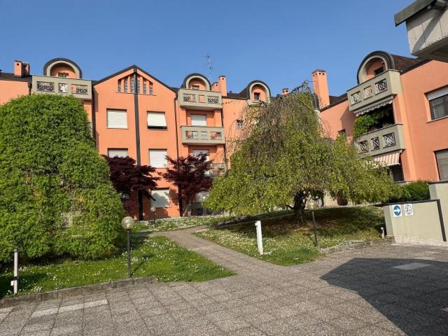 Appartamento in vendita di 110 m² in Via Gen. C. A. dalla Chiesa, 3