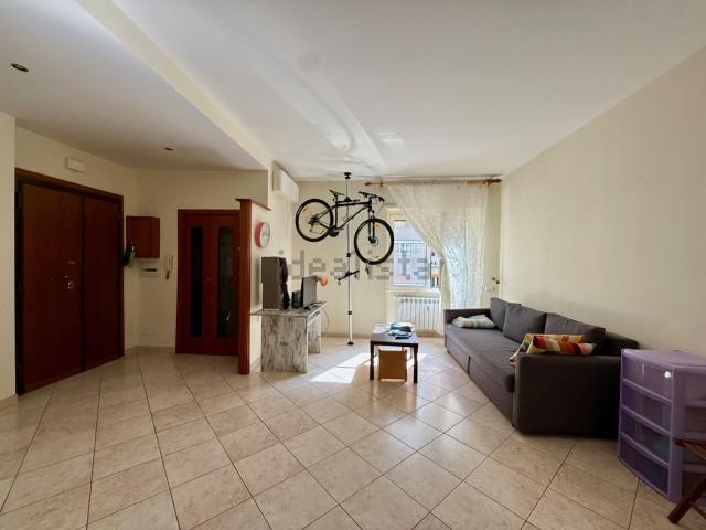 Appartamento in vendita di 110 m² in Via Genzano