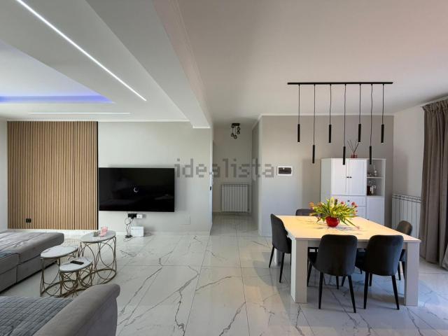 Appartamento in vendita di 110 m² in Via Gerard Rholfs