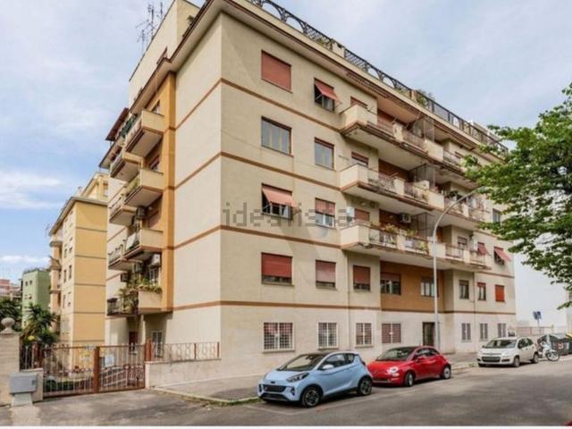 Appartamento in vendita di 110 m² in Via Giulio Aristide Sartorio, 57