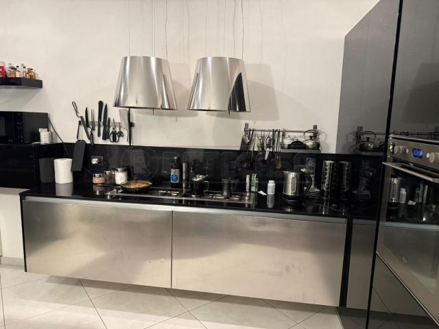 Appartamento in vendita di 110 m² in Via Giulio Cesare, 2