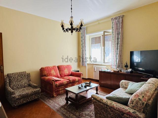 Appartamento in vendita di 110 m² in Via Giuseppe Cantagalli, 22