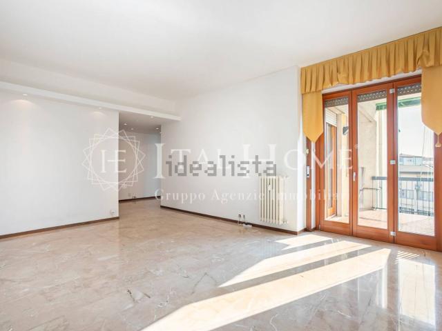 Appartamento in vendita di 110 m² in Via Giuseppe Gaudenzi, 4