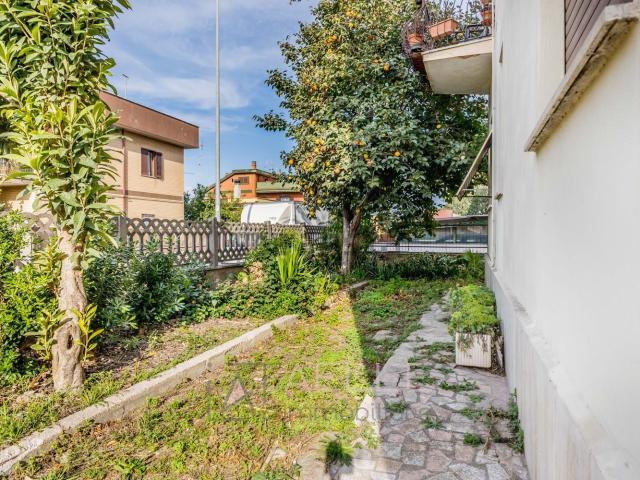 Appartamento in vendita di 110 m² in Via Giuseppe Fagnano
