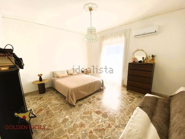 Appartamento in vendita di 110 m² in Via Giuseppe Parlato