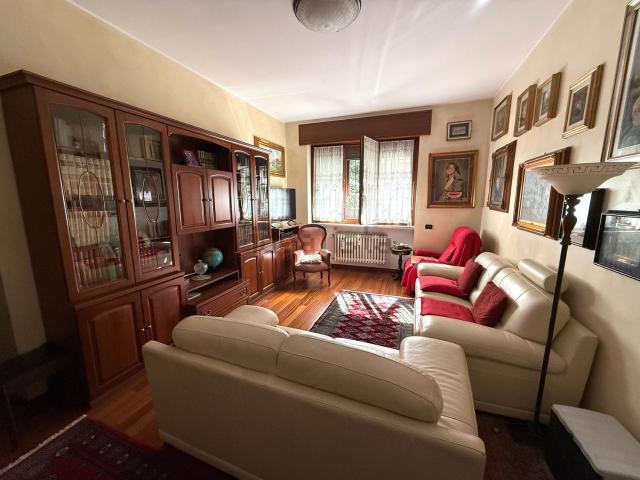 Appartamento in vendita di 110 m² in Via Giuseppe Ripamonti, 227