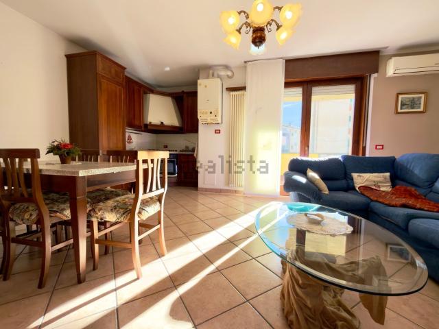 Appartamento in vendita di 110 m² in Via Giuseppe Ungaretti, 9