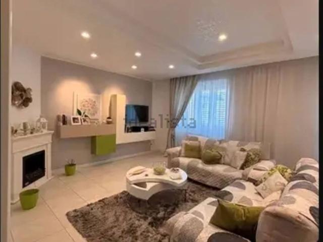 Appartamento in vendita di 110 m² in Via Giuseppe Verdi
