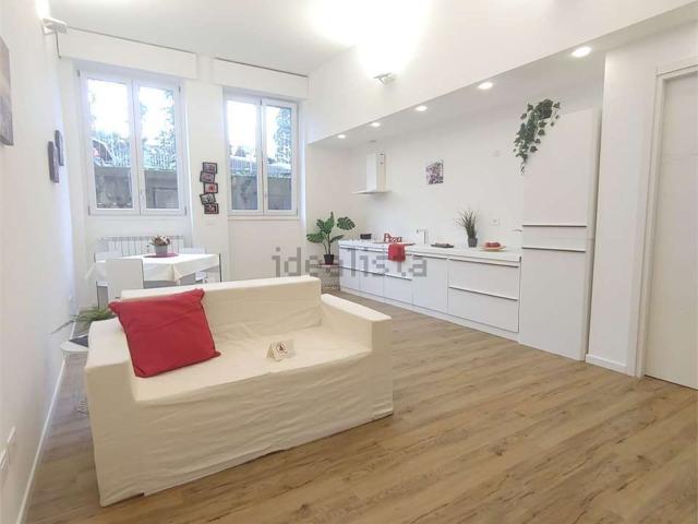 Appartamento in vendita di 110 m² in Via Giacomo Tosi