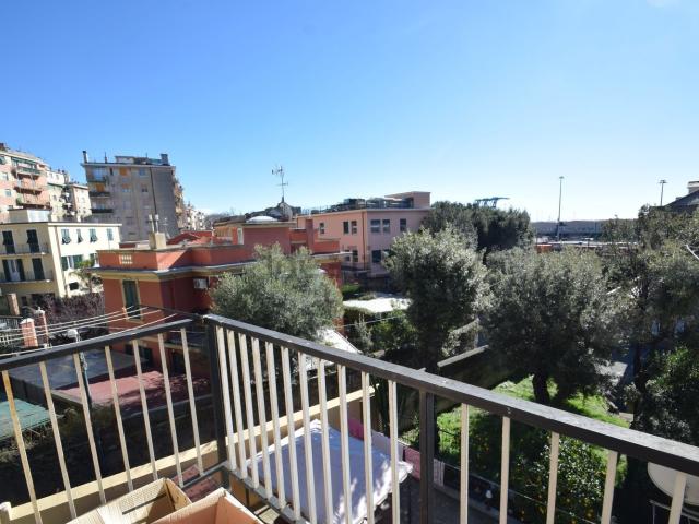 Appartamento in vendita di 110 m² in Via Giacomo Filippo Porrata, 37