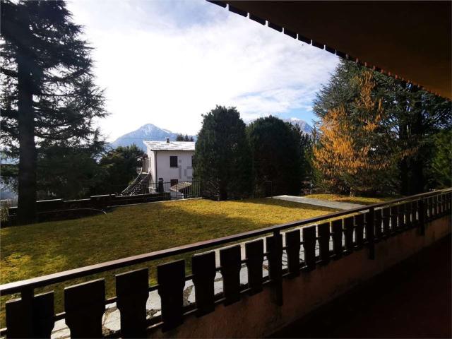 Appartamento in vendita di 110 m² in Via Giacomo Matteotti