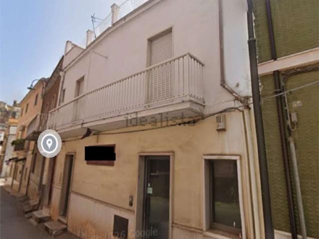 Appartamento in vendita di 110 m² in Via Giacomo Matteotti, 8