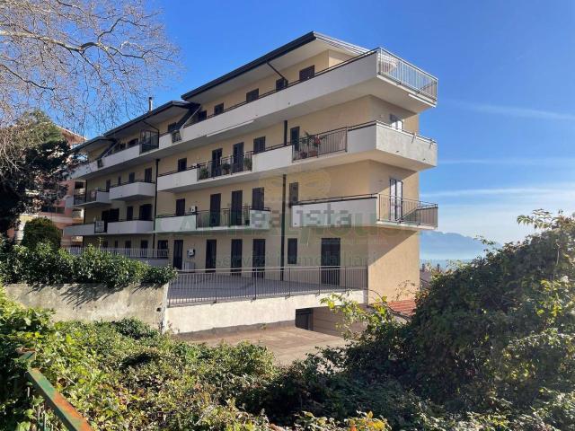 Appartamento in vendita di 110 m² in Via Giacomo Matteotti, 93