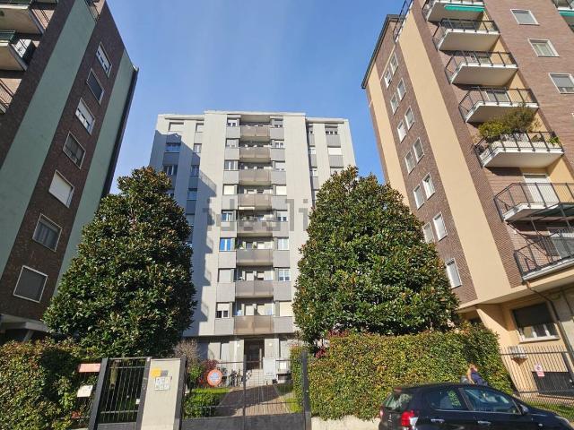 Appartamento in vendita di 110 m² in Via Giacomo Matteotti, 9