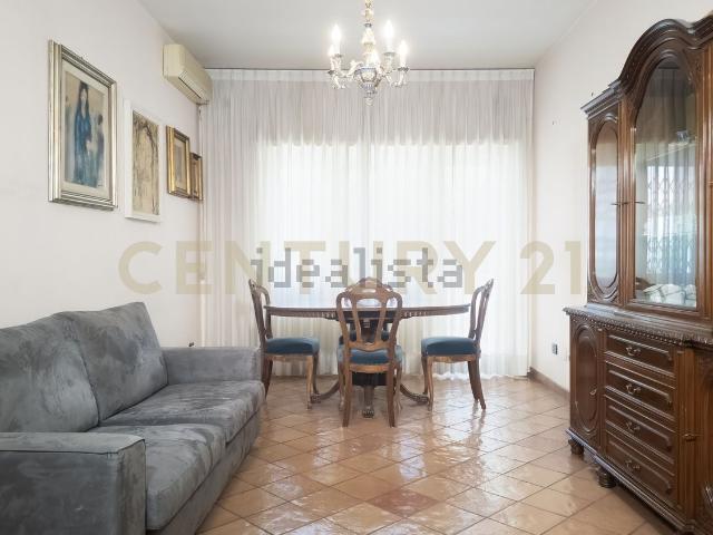 Appartamento in vendita di 110 m² in Via Gian Giacomo Porro