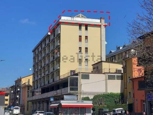 Appartamento in vendita di 110 m² in Via Giardini, 200