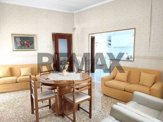 Appartamento in vendita di 110 m² in Via Gioacchino Guerritore