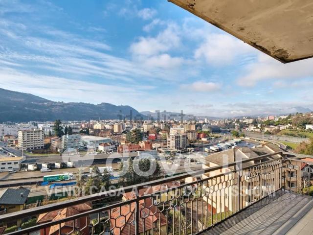 Appartamento in vendita di 110 m² in Via Gioacchino Rossini, 26
