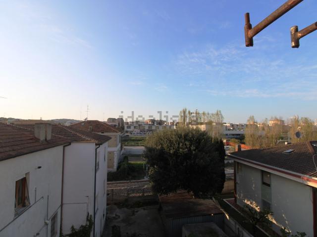 Appartamento in vendita di 110 m² in Via Giosuè Carducci, 98