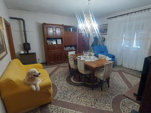 Appartamento in vendita di 110 m² in Via Giotto, 18