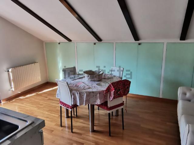 Appartamento in vendita di 110 m² in Via Giovanni Chiarini
