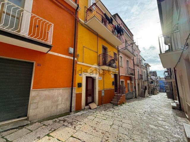 Appartamento in vendita di 110 m² in Via Giovanni Fraticelli, 27
